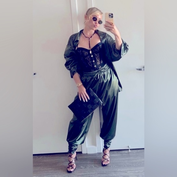 NWOT 💚 Laina Rauma green drawstring club bed lightweight satin pants size S - Picture 5 of 17